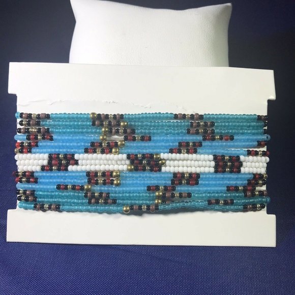 Neiman Marcus Exclusive Beaded Bracelet Brand New Retail $79.00 - Picture 3 of 3